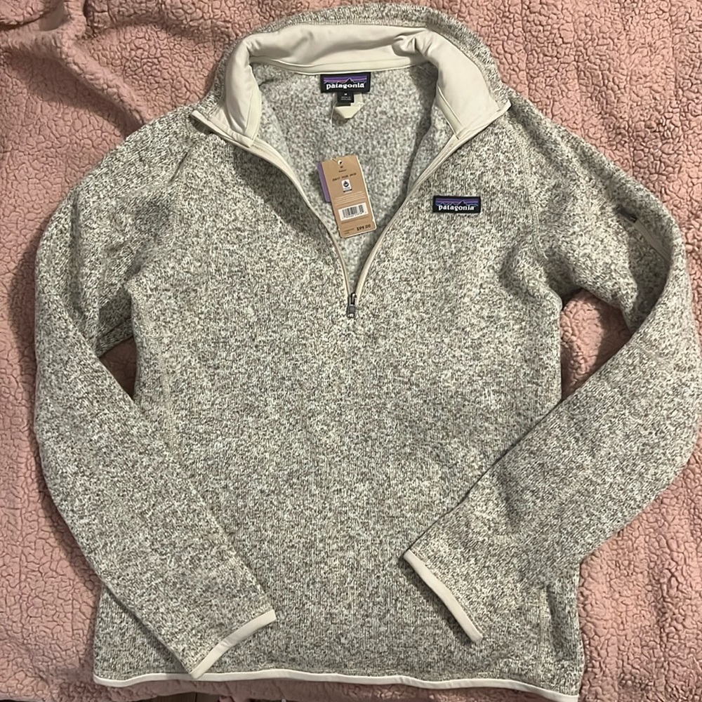 NWT Women’s Patagonia Quarter-zip Pullover Size  Medium